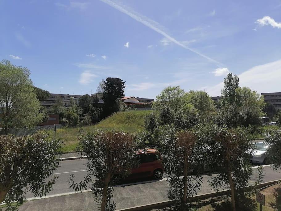 Friend Of All The World - Giardino Di Roma - Casal Bernocchi - Acilia Vitinia Exterior photo